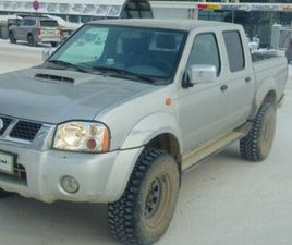 NISSAN NP300