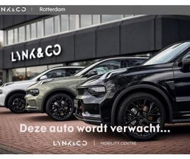 LYNK & CO 02 CORE | PANORAMADAK | STOELVERWARMING | PARKEERCAMERA |