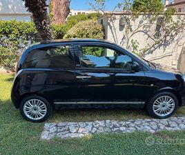 LANCIA Y 3 PORTE CON SOLI 19.000 KM