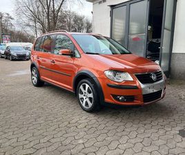 VOLKSWAGEN TOURAN 1.4 TSI CROSS NAVIGATION-7.SITZE-AUTOM