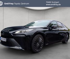 ADVANCED MIT SCHWARZER INNENAUSSTATTUNG