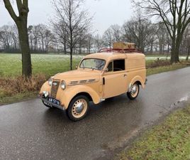 RENAULT JUVAQUATRE FOURGONNETTE / 1950
