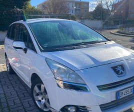 PEUGEOT 5008 1 SERIE