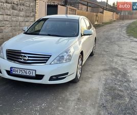 NISSAN TEANA 2010