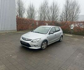 HYUNDAI I30 I30 1.6 CRDI U2 BLUE COMFORT ISG 103GR.