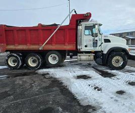 MACK GRANITE 2006 MACK CV713 GRANITE TRI AXLE DUMP TRUCK