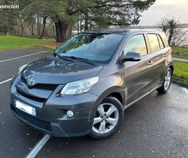 TOYOTA URBAN CRUISER