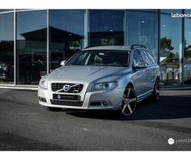 VOLVO V70 T4 180 CH MOMENTUM R-DESIGN BVM - CUIR - ATTELAGE - 155000 KM