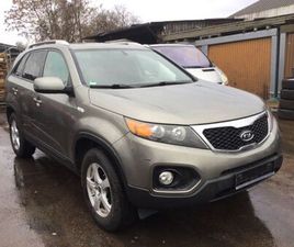 KIA SORENTO ATTRACT 2WD