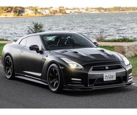2015 NISSAN (R35) GT-R