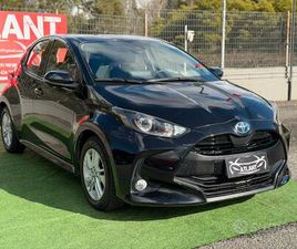 TOYOTA YARIS 1.5 HYBRID 5 PORTE BUSINESS