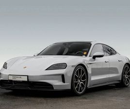PORSCHE TAYCAN PORSCHE TAYCAN PERFORMANCEBATTERIE PLUS 14 WEGE PANODACH