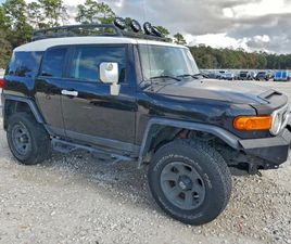 TOYOTA FJ CRUISER 4WD
