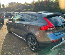 VOLVO V40 CROSS COUNTRY T5 VOLVO V40 CROSS COUNTRY AWD SUMMUM