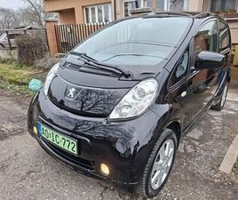 PEUGEOT ION ACTIVE CVT KITŰNŐ ÁLLAPOT. 92%-OS AKKUVAL. FRISS NAGYSZERVIZ