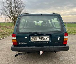 VOLVO 940 BREAK VOLVO 240 SUPER POLAR