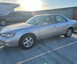 1998 LEXUS ES300 214K MILES - GOOD RUNNING DAILY