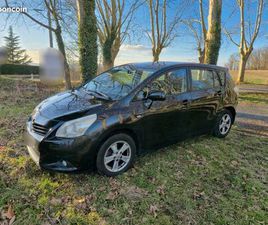 TOYOTA VERSO D-4D 126CH 2ÈME MAIN 7 PLACES SKYVIEW