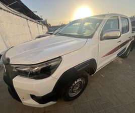 TOYOTA HILUX DOUBLE CABINE USED TOYOTA HILUX 2.0 DOUBLE CAB 4X2 M/T 2014