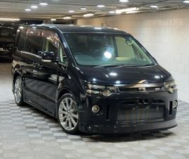 (57) - D5 2.4 ROADEST G NAVIGATION PACKAGE 5-DOOR