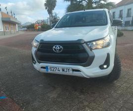 TOYOTA - HILUX