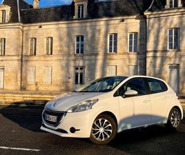 PEUGEOT 208 SOCIETE VEND 208 1.4L HDI 70CV (COMMERCIALE)