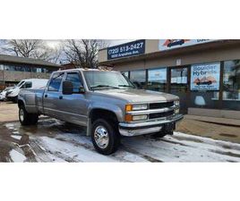 1999 CHEVROLET K3500 LS SUPER LOW MILE DCAB 4X4 DUALLY