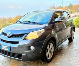 TOYOTA URBAN CRUISER