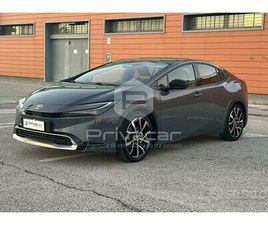 TOYOTA PRIUS 2.0 PLUG-IN HYBRID LOUNGE