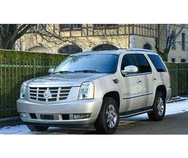 2012 | CADILLAC ESCALADE