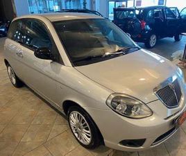 LANCIA YPSILON 1.2 69 CV ARGENTO DEL 2011 USATA A BEINETTE