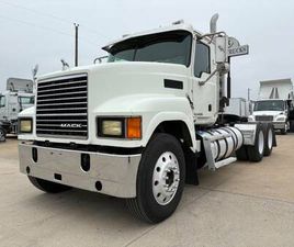MACK CH 2015 MACK CHU613 STK: 15448