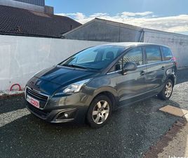 PEUGEOT 5008 PEUGEOT 5008 1.6 HDI 120 7 PLACES BVA DEUXIÈME MAINS