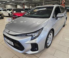 HYBRID 1.8 VVT-I E-CVT 122 HK