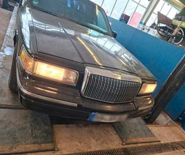 LINCOLN TOWN-CAR STRECHLIMOSINE
