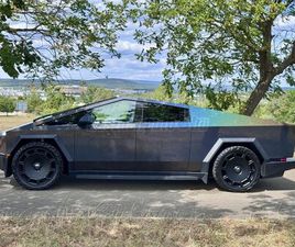 TESLA EGYÉB CYBERTRUCK / CYBERBEAST