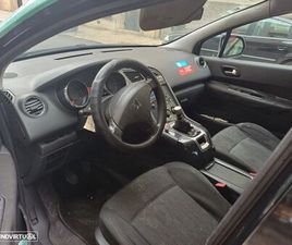 PEUGEOT 5008 HDI FAP 110 ACCESS