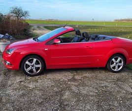 FORD FOCUS COUPÉ-CABRIOLET - 2.0-16V TITANIUM