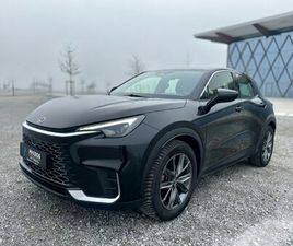 LEXUS LBX FWD ELEGANT BLACK EDITION