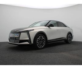 DS N°8 ELEKTRISCH SUV ÉTOILE ABSOLUTE COMFORT 74 KWH | AIRCO (AUTOMATISCH) | APPLE CARPLAY/ANDROID AUTO|TELEFOONINTEGRATIE PREMIUM | CRUISE CONTROL ADAPTIEF MET