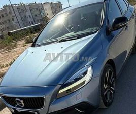VOLVO V40 CROSS COUNTRY VOLVO V40 CROSS COUNTRY AUTOMATIQUE À CASABLANCA