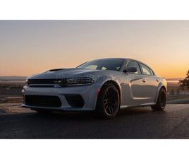 DODGE CHARGER R/T DODGE CHARGER 6.4 V8 R/T RENDELHETŐ!