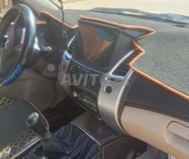 MITSUBISHI PAJERO VOITURE TRÈS PROPRE