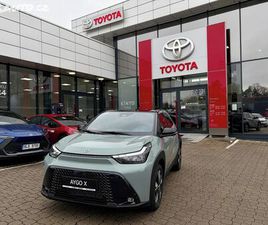 TOYOTA AYGO 1,5 HEV 116K STYLE SMART