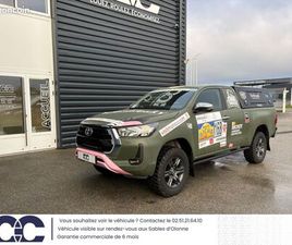 TOYOTA HILUX 2.8L D-4D 4X4 BVA X-TRA CABINE LÉGENDE