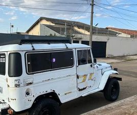 TOYOTA BANDEIRANTE TOYOTA BAND.JIPE CAP.DE AÇO CHAS. LONGO DIESEL 1985