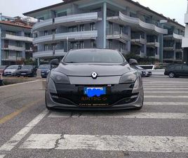 MEGANE RS