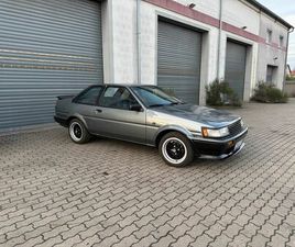 TOYOTA COROLLA GT AE86 COUPÉ