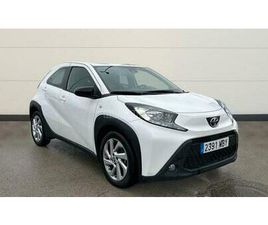 TOYOTA - AYGO X CROSS