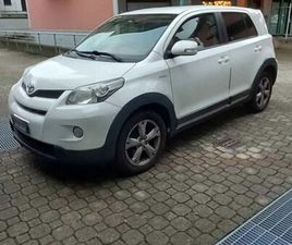 TOYOTA URBAN CRUISER